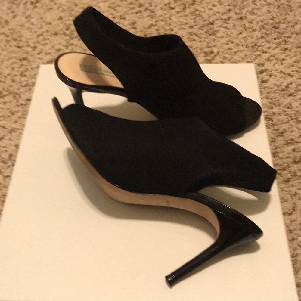 EUC size 7.5 Cole Haan 3.5inches sling boots